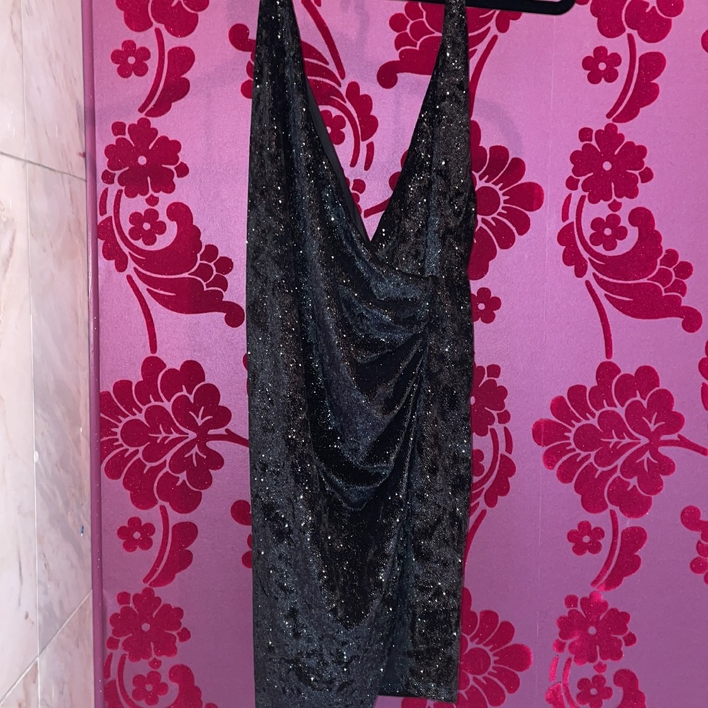 DRESS FORUM Los Angeles Sparkly Black Mini Dress